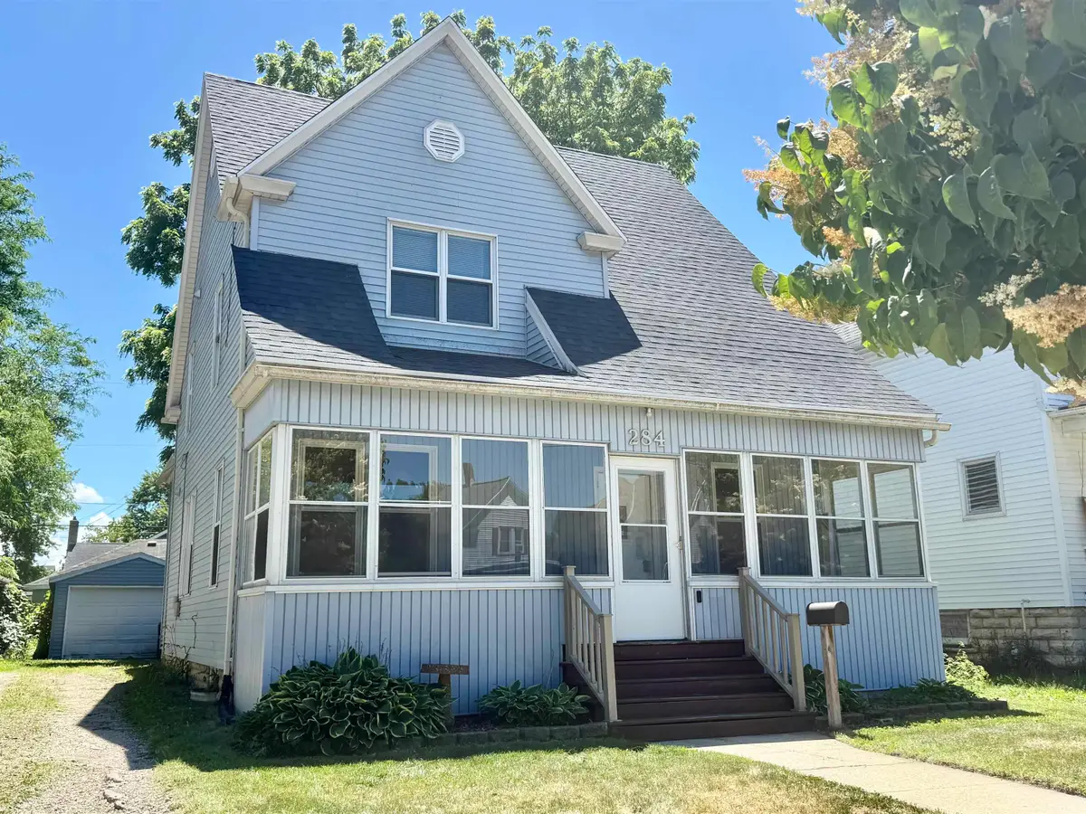 284 4th Street, Fond Du Lac, WI 54935 - #1