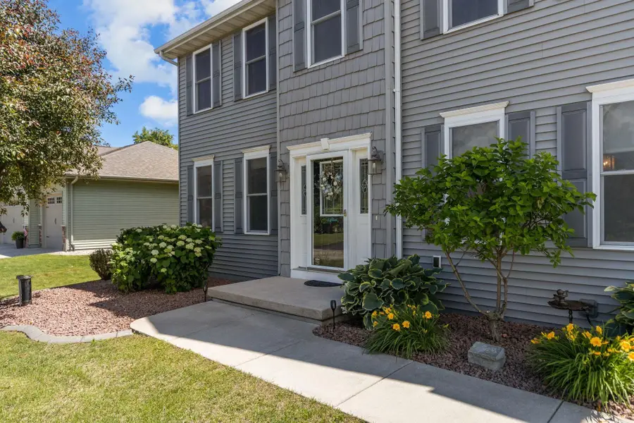 477 Dalton Road, Neenah, WI 54956 - #2