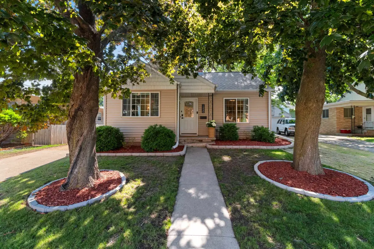 1550 Delaware Street, Oshkosh, WI 54902 - #1