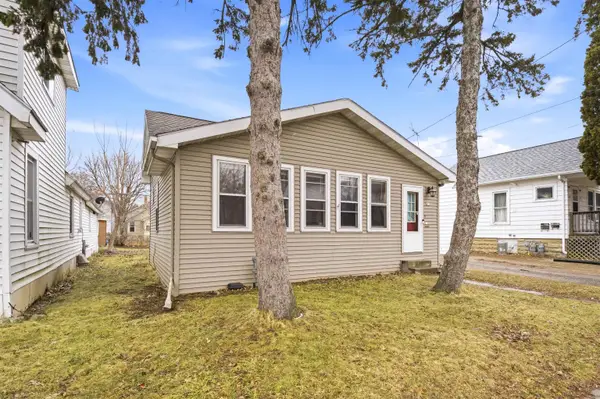 613 Shawano Avenue, OSHKOSH, WI 54901