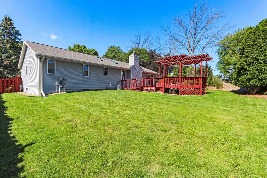 213 Broadview Drive, Green Bay, WI 54301-2807 - #2