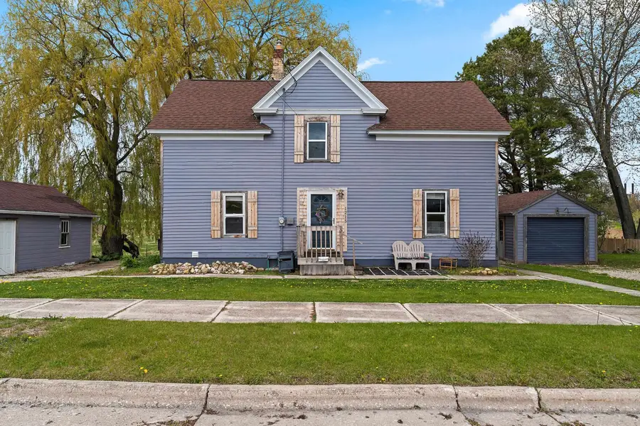 1215 Navarino Street, Algoma, WI 54201 - #2