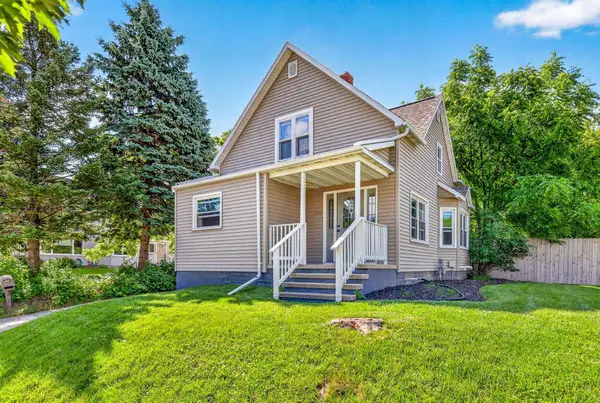 1013 E Kimberly Avenue, KIMBERLY, WI 54136-1600
