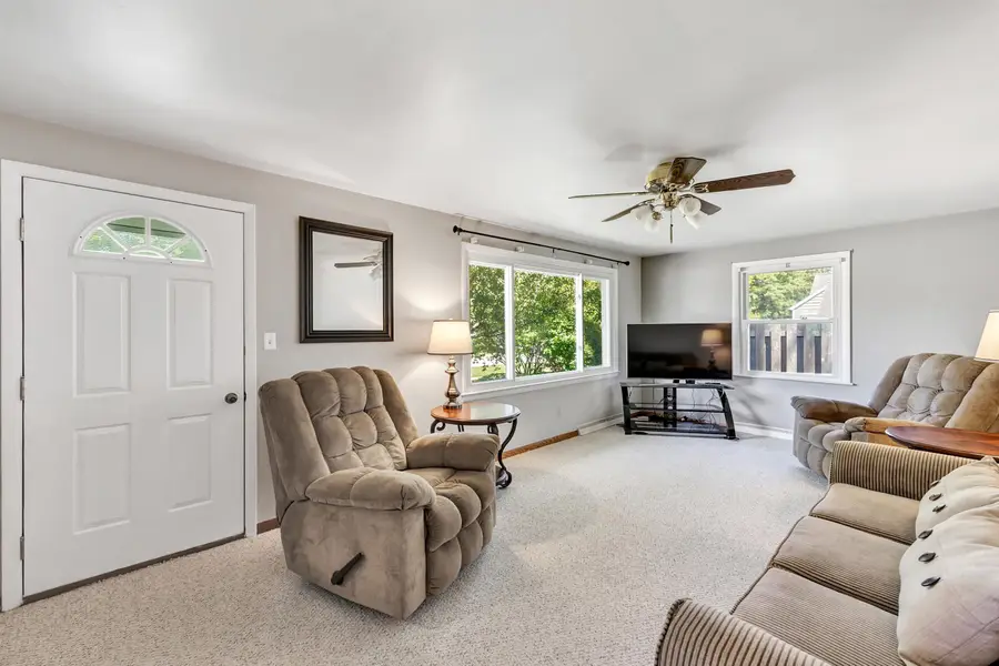 833 Spruce Street, De Pere, WI 54115 - #2