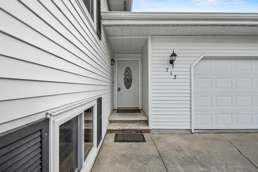 713 Stone Gate Drive, Kimberly, WI 54136 - #2