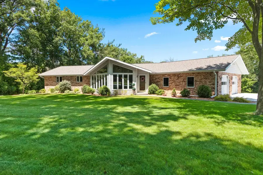3685 Elmtree Road, Suamico, WI 54313 - #3