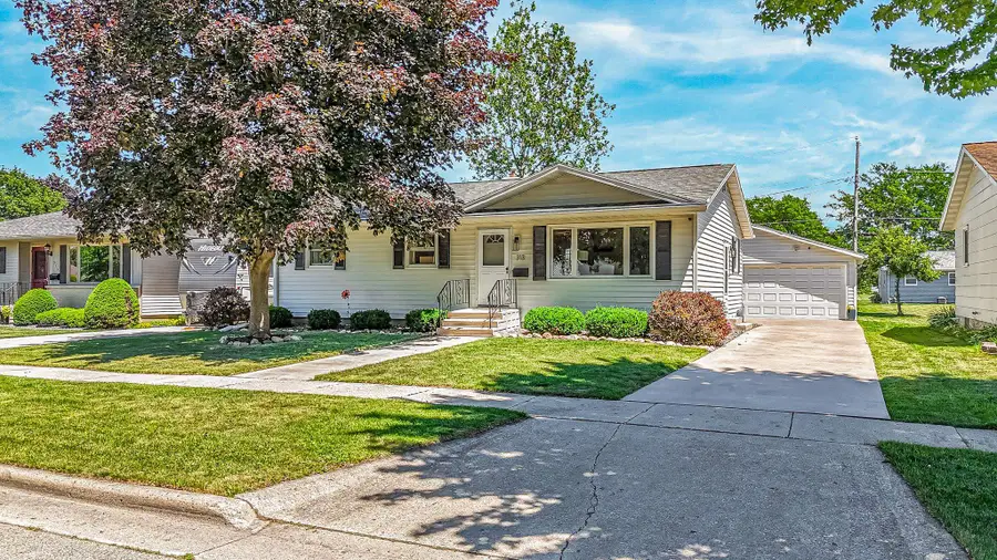 313 Gertrude Avenue, Fond Du Lac, WI 54935 - #2