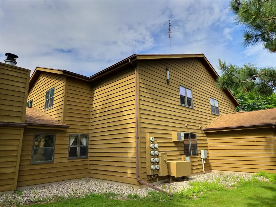 940 Babcock Street #95, Neenah, WI 54956 - #2