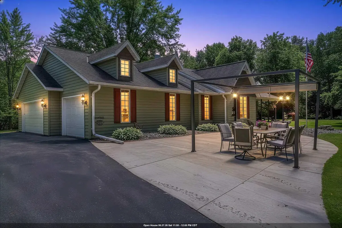 3272 Libby Lane, Green Bay, WI 54313 - #1
