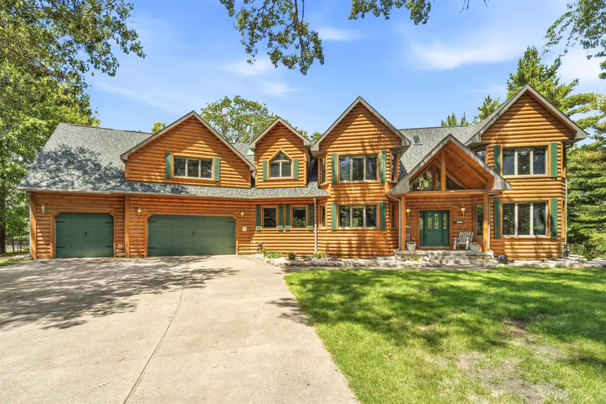 W5596 Hiwela Drive, Wild Rose, WI 54984 - #1