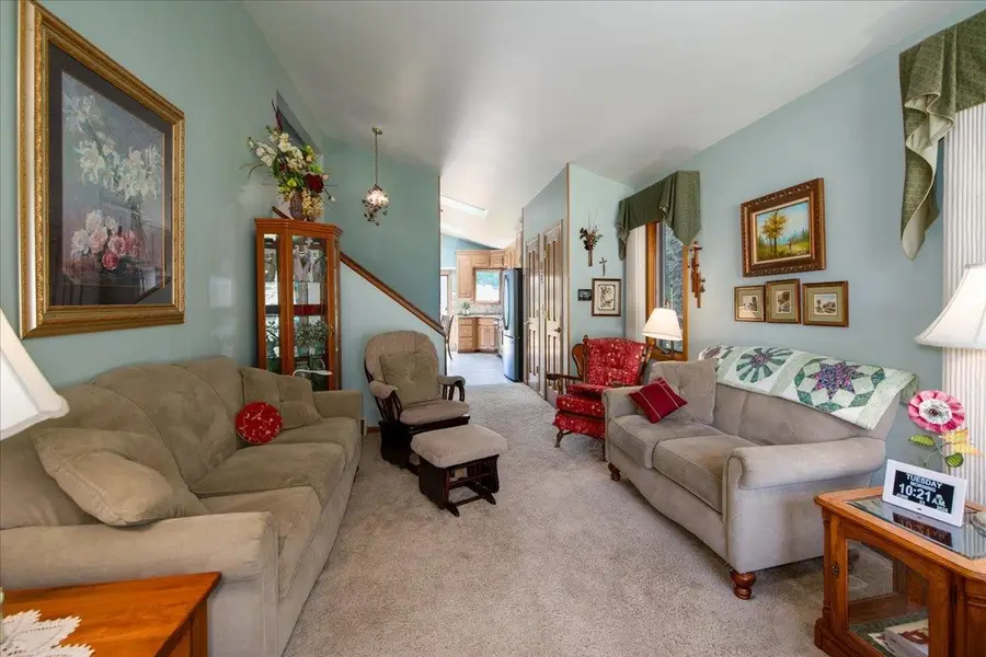 4360 Swallow Banks Lane, Oshkosh, WI 54904 - #3