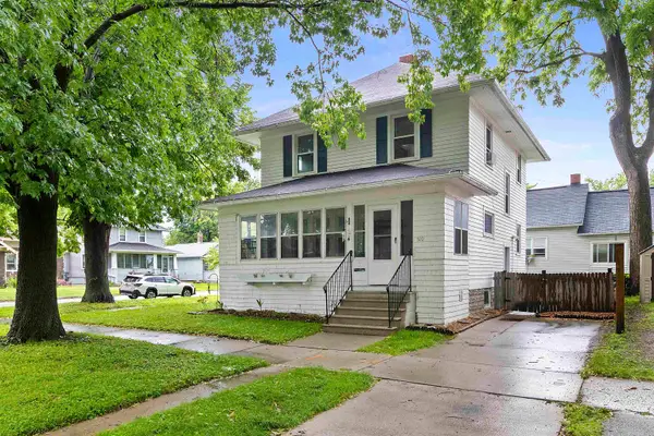 520 Elmore Street, GREEN BAY, WI 54303