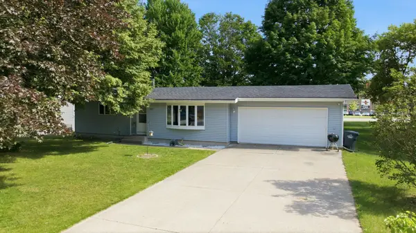 281 Kleeman Court, SHAWANO, WI 54166