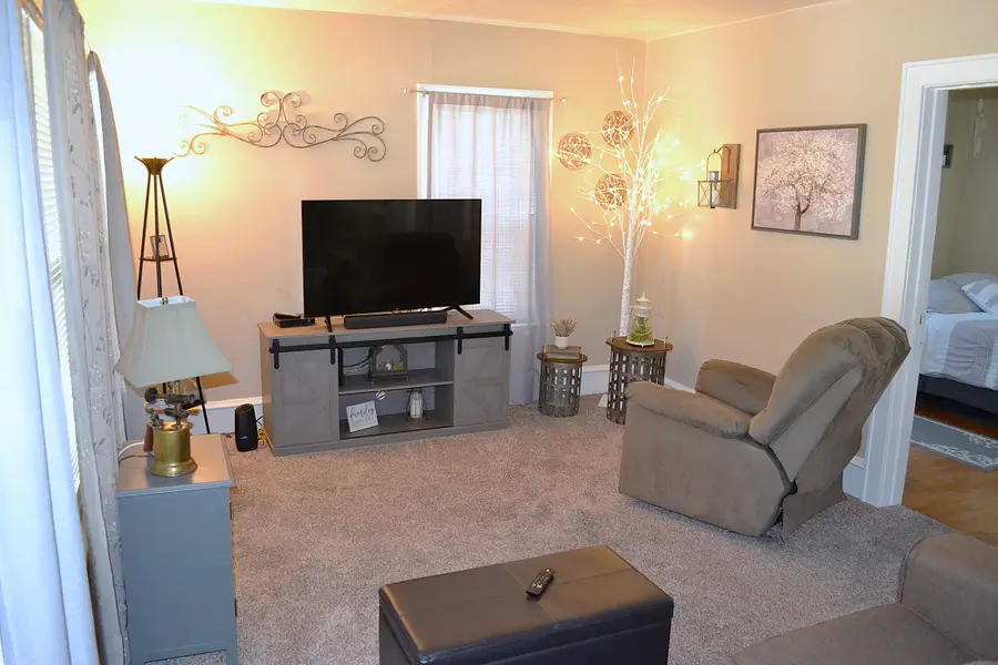 902 W 4th Avenue, Oshkosh, WI 54902-5808 - #2