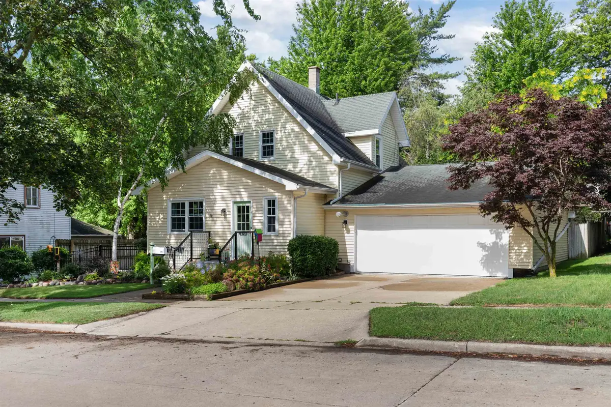 175 Spring Street, Berlin, WI 54923 - #1