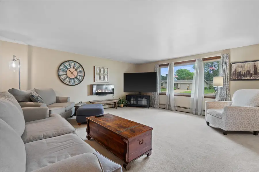 1504 Commanche Avenue, Green Bay, WI 54313 - #3