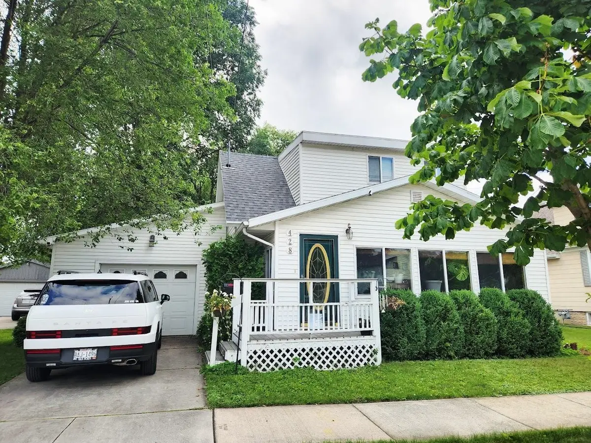 428 Cedar Street, Fond Du Lac, WI 54935-4808 - #1