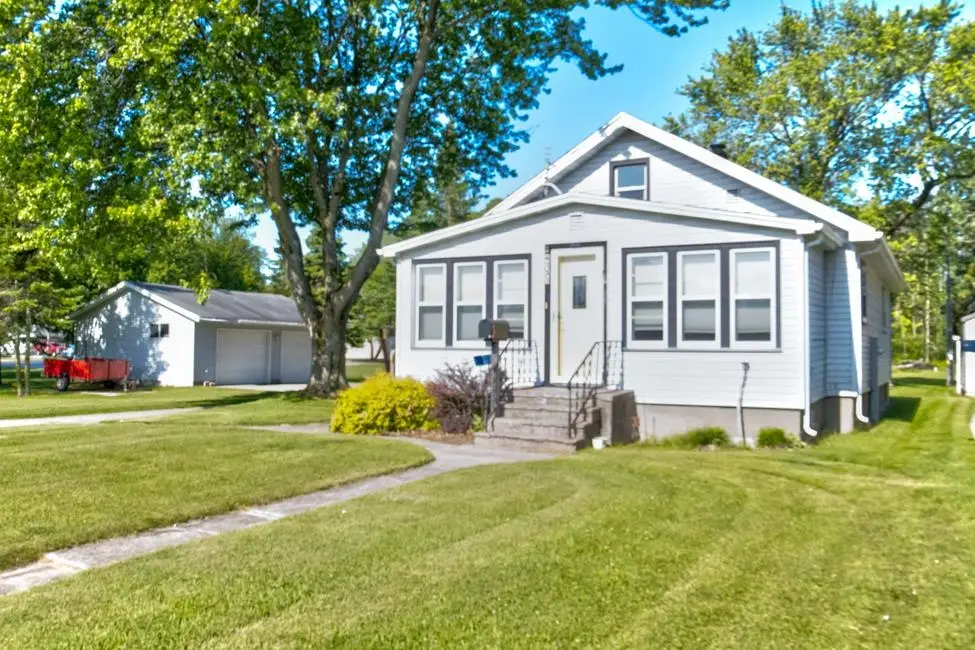 4131 10th Street, Menominee, MI 49858 - #1