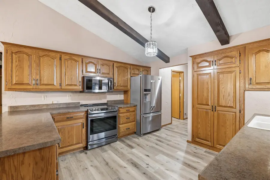 343 E Le Capitaine Circle, Green Bay, WI 54302 - #3