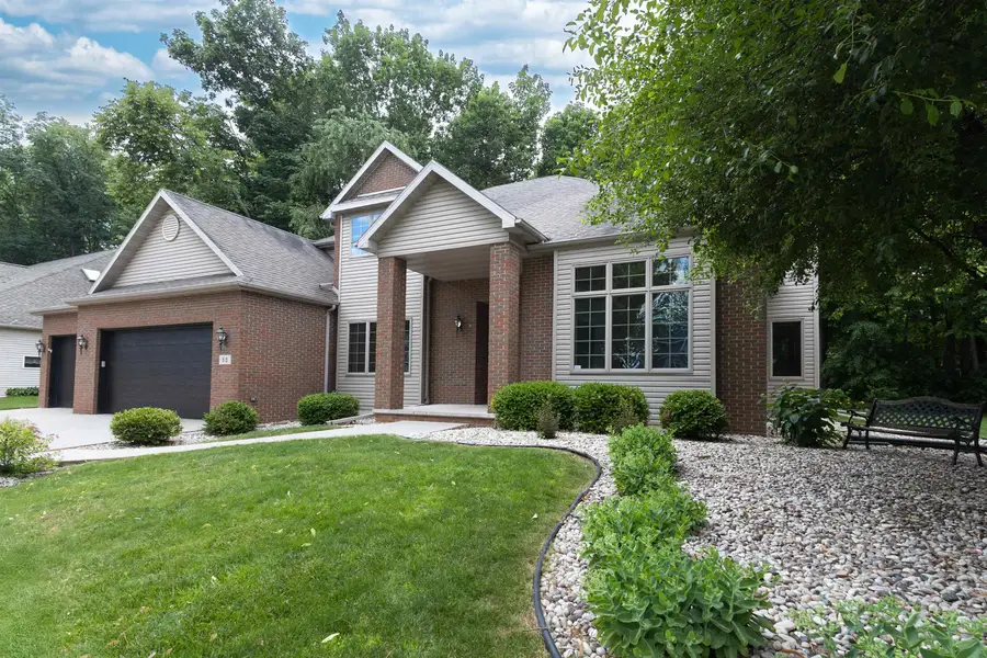 59 Brentwood Lane, Appleton, WI 54915 - #2