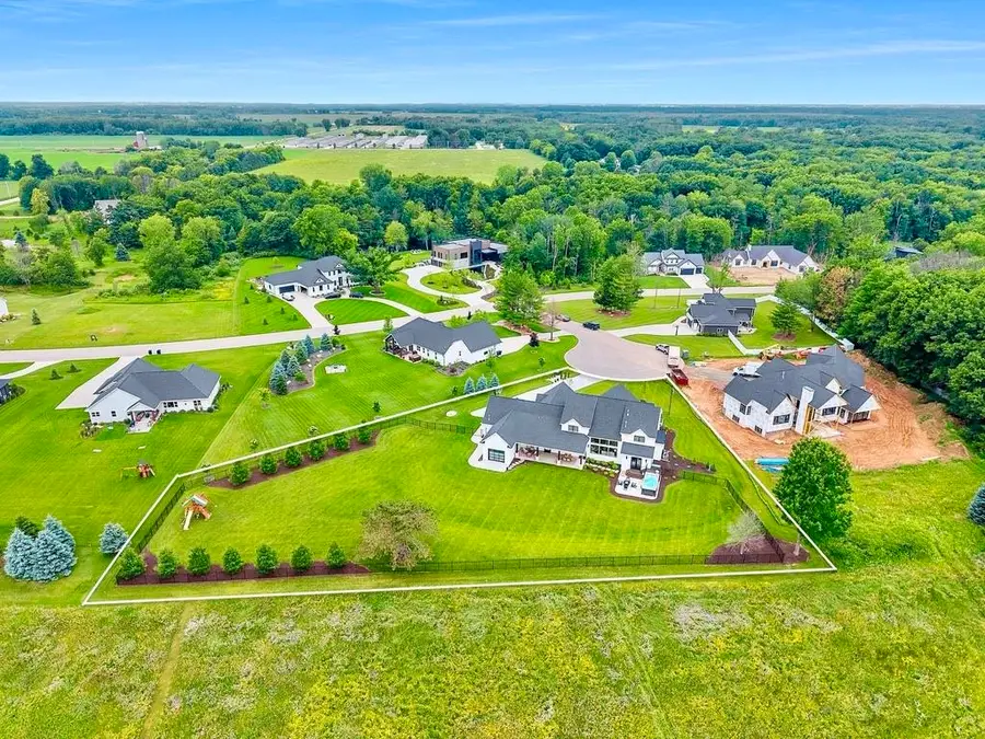 707 Blackberry Court, Hobart, WI 54155 - #2