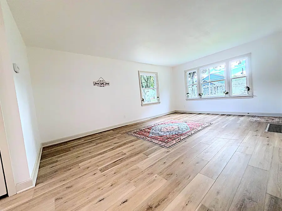 1133 Marquette Avenue, Green Bay, WI 54304 - #3