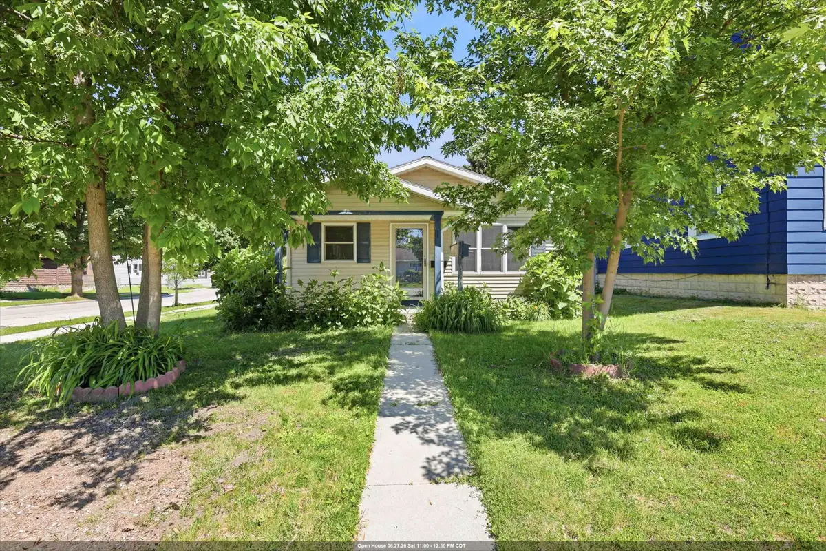 2224 Geele Avenue, Sheboygan, WI 53083-4547 - #1