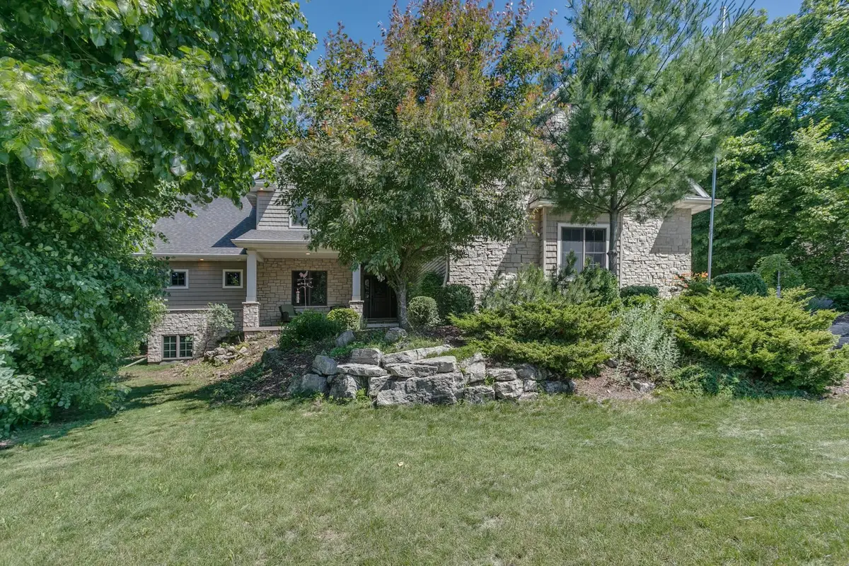 1387 Radcliff Road, Neenah, WI 54956 - #1
