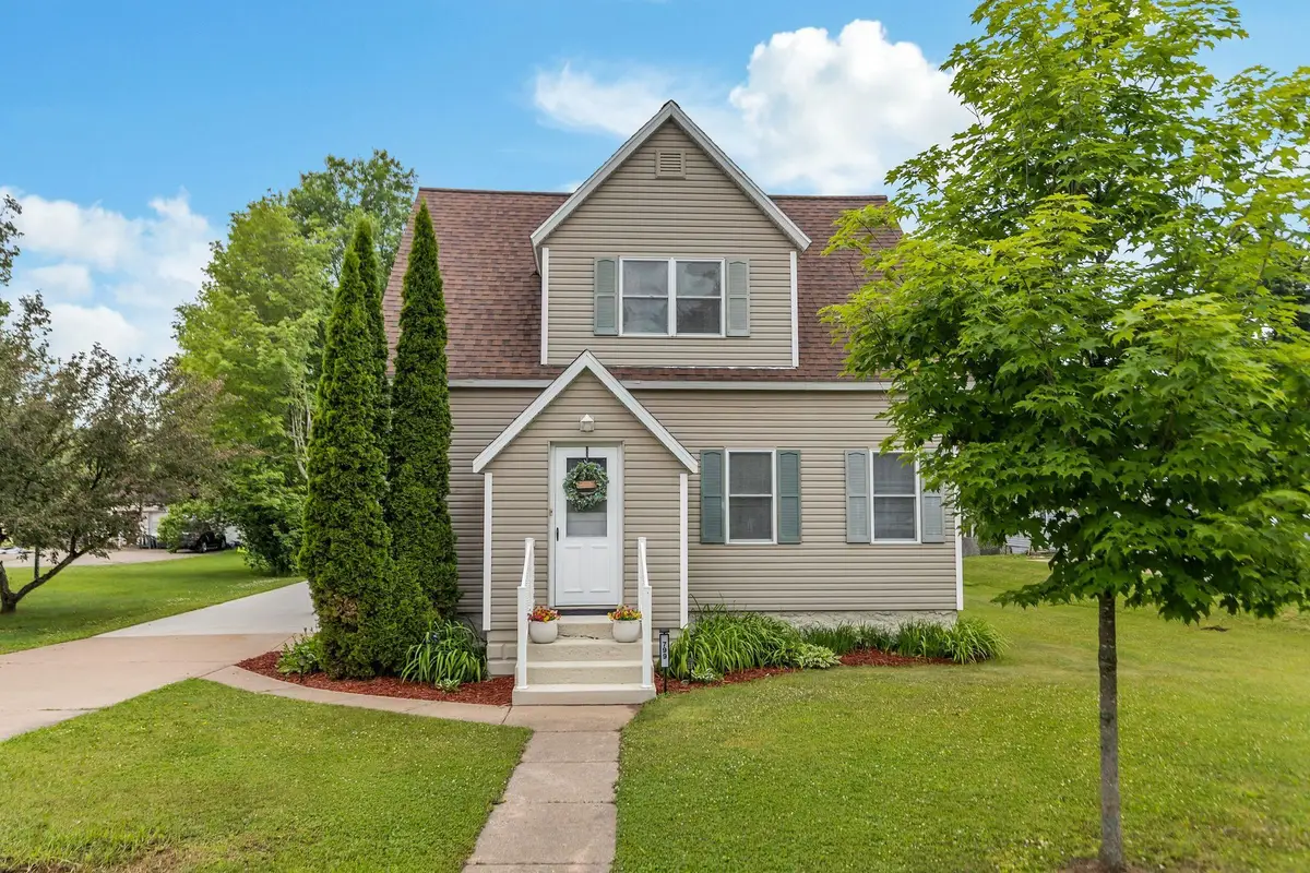 799 Depot Street, Manawa, WI 54949 - #1