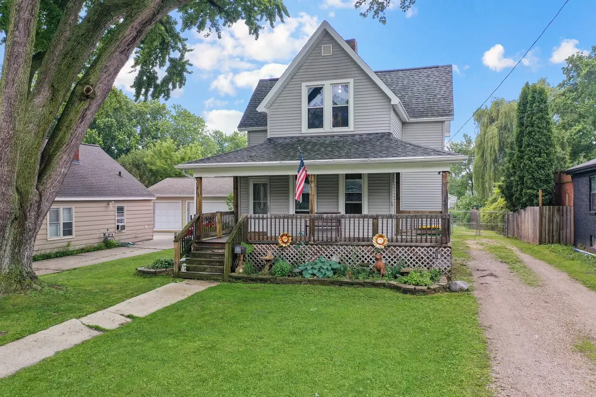 1436 Crooks Street, Green Bay, WI 54301-3823 - #1