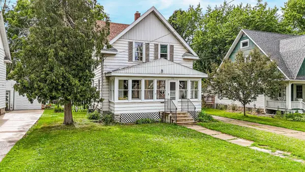 739 Monroe Street, OSHKOSH, WI 54901-5334