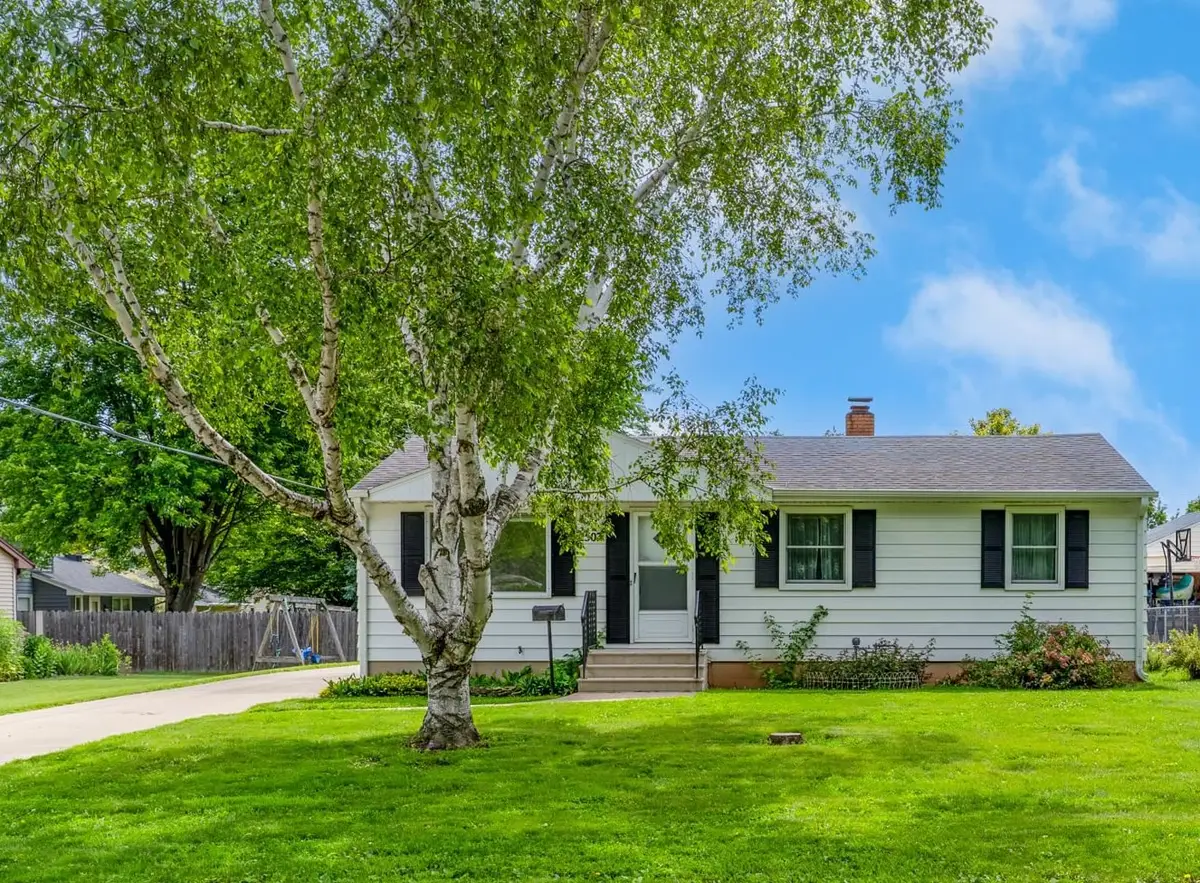 2507 Greenwald Street, Green Bay, WI 54301 - #1