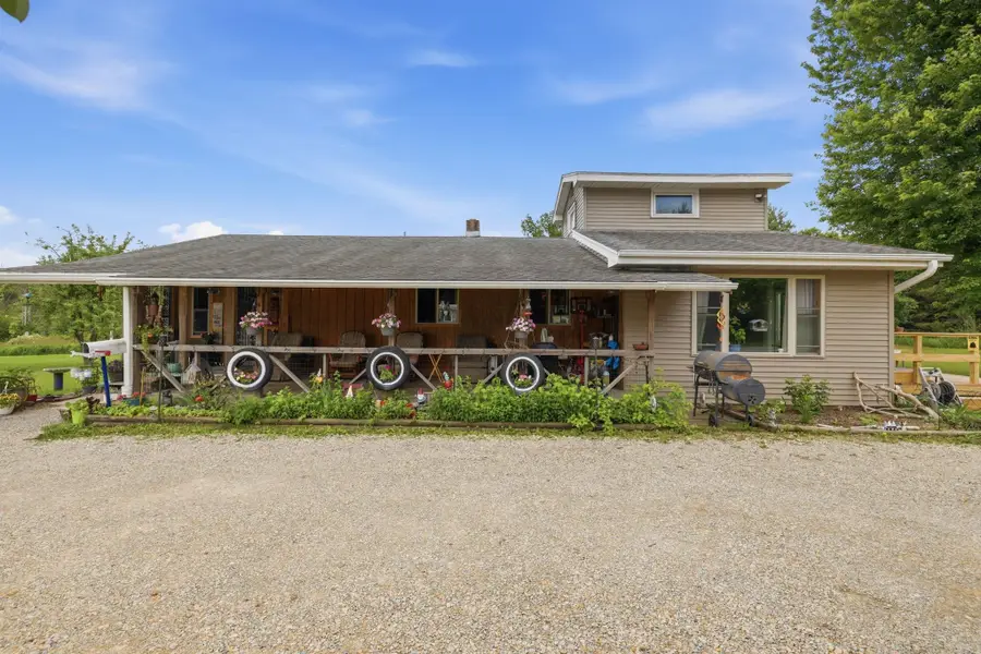 N4381 Ostrander Road, New London, WI 54961 - #2