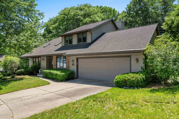 2641 Poplar Springs Circle, GREEN BAY, WI 54304-1816