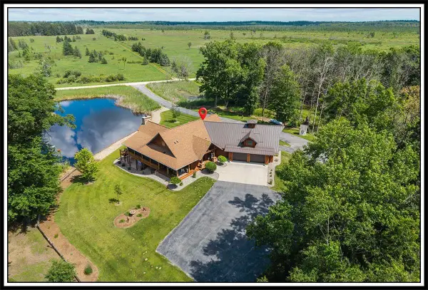 N4003 Marsh Road, NEW LONDON, WI 54961-8127