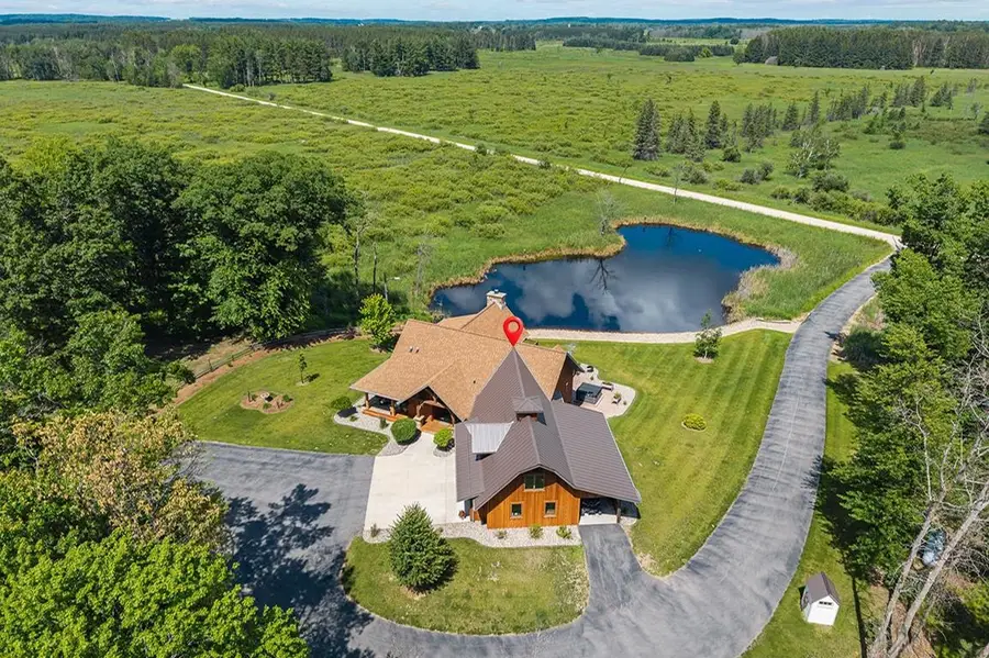 N4003 Marsh Road, New London, WI 54961-8127 - #2