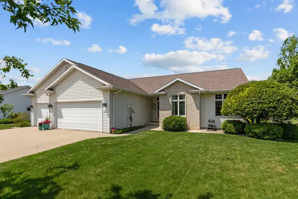 N8177 Big Lake Lane, SHERWOOD, WI 54169
