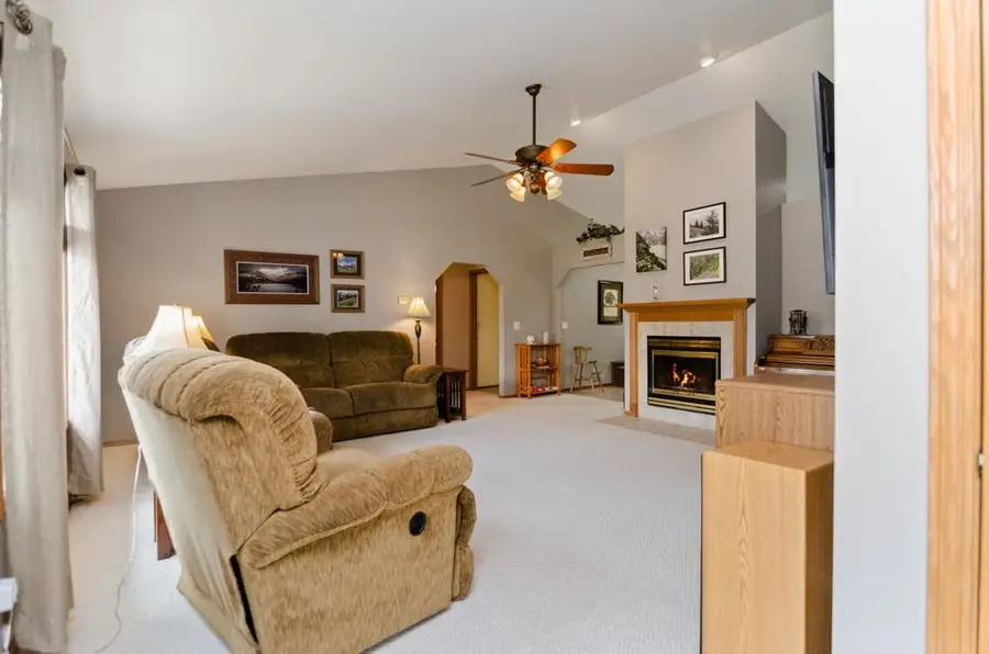 1280 Swan Ridge Trail, De Pere, WI 54115-8230 - #3