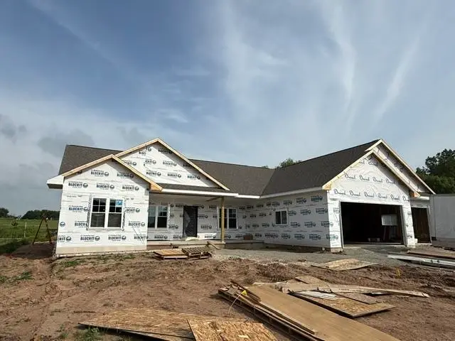 550 Royal St Pats Drive, Wrightstown, WI 54180 - #2