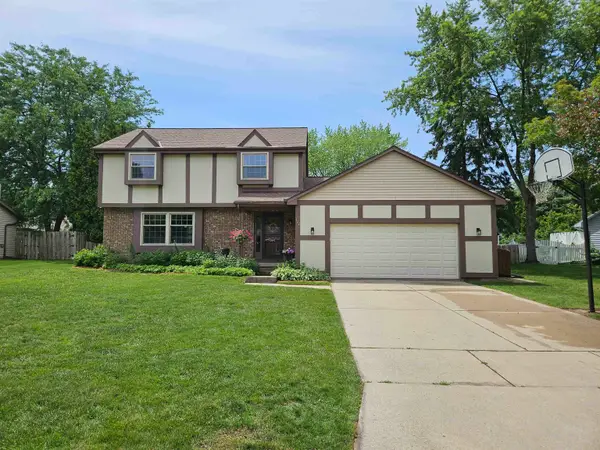 422 S Fox Croft Drive, DE PERE, WI 54115-2440