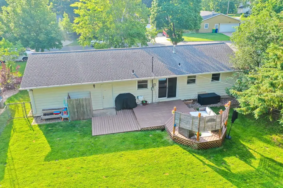 1013 Crawford Street, Green Bay, WI 54304-2016 - #2