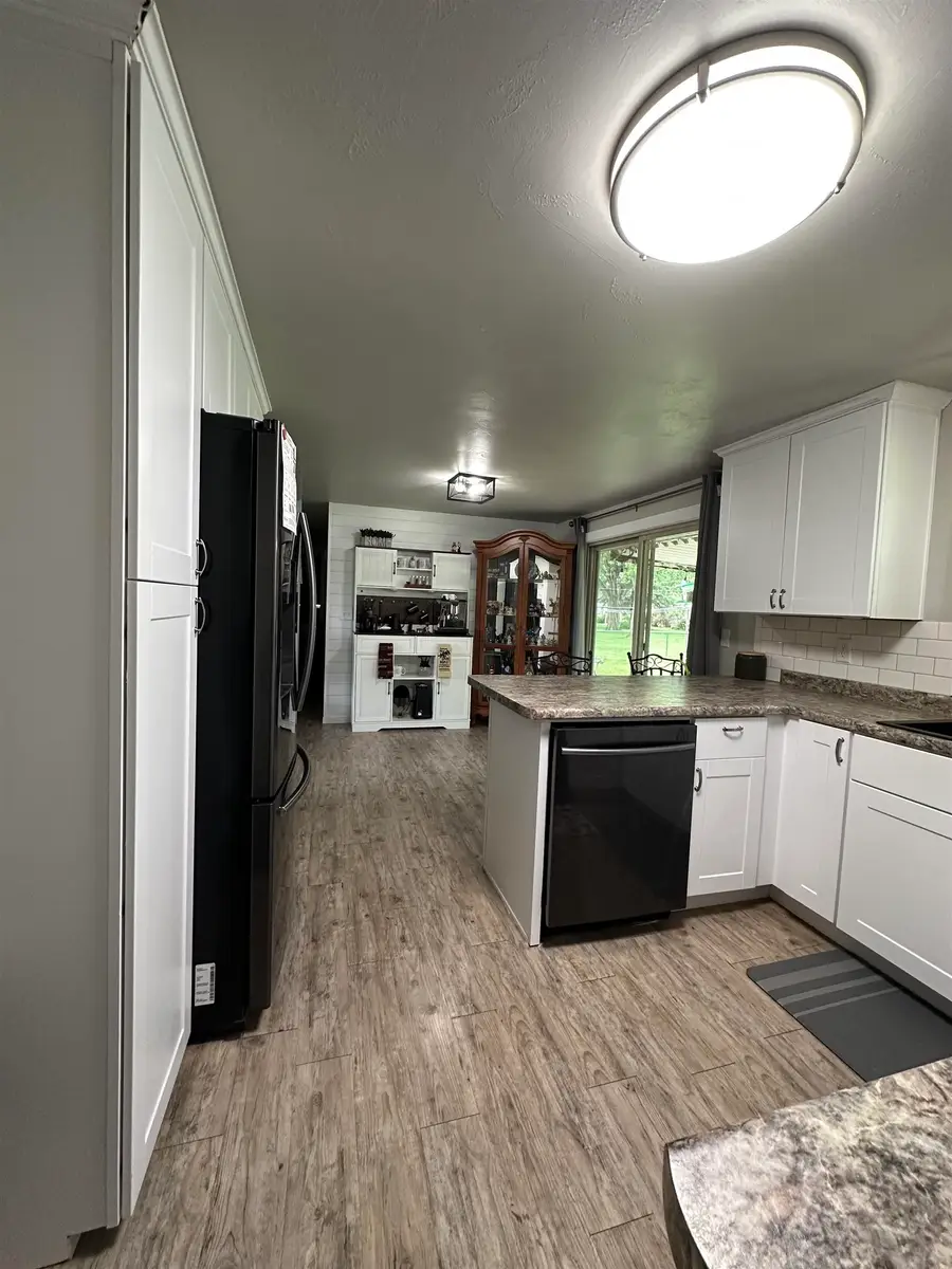1589 W Paulson Road, Green Bay, WI 54313 - #2