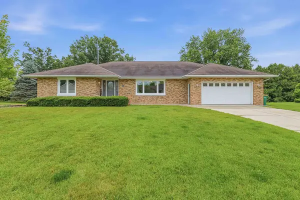 1041 Willow Street, LOMIRA, WI 53048