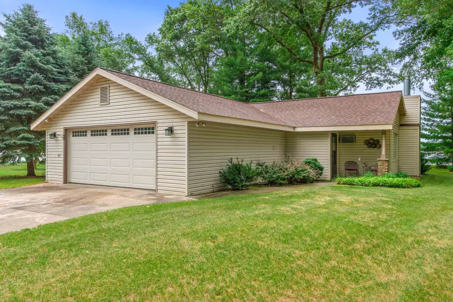 N9291 White Birch Lane, Neshkoro, WI 54960-8930 - #2