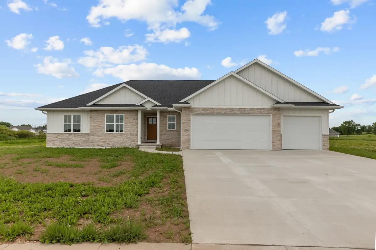 264 Kerrigan Drive, Wrightstown, WI 54180 - #1