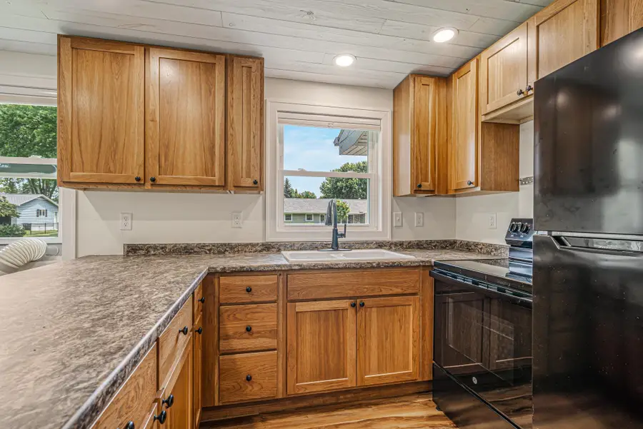 52 Myrna Jane Drive, Oshkosh, WI 54902 - #3