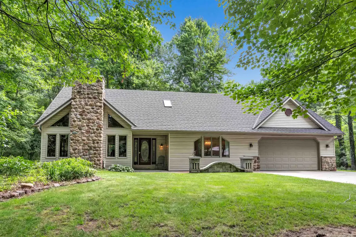 E2073 Shady Drive, Scandinavia, WI 54977 - #1