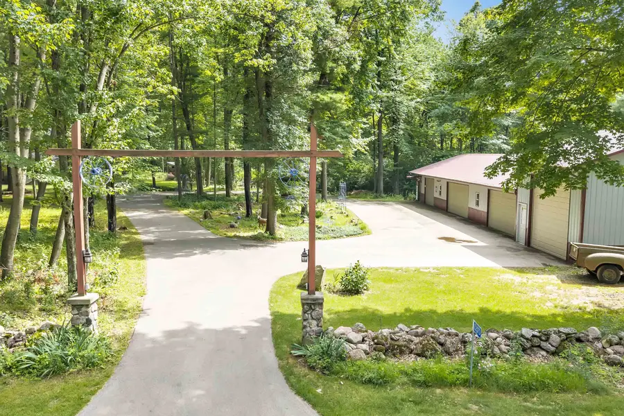 E2073 Shady Drive, Scandinavia, WI 54977 - #2