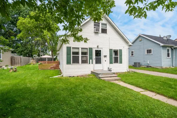 1016 Wirtz Avenue, GREEN BAY, WI 54304-2544