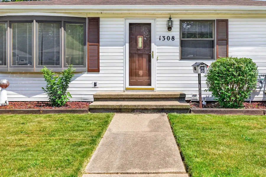 1308 Kenneth Avenue, Kaukauna, WI 54130-3118 - #2